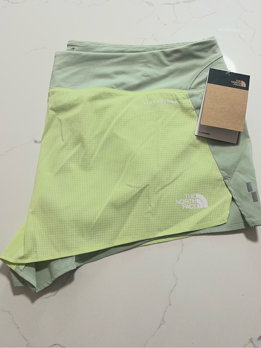 The North Face Women’s Lightrange Short | Cute Colorway: Mint and Lime 🍋‍🟩🌱| XXL